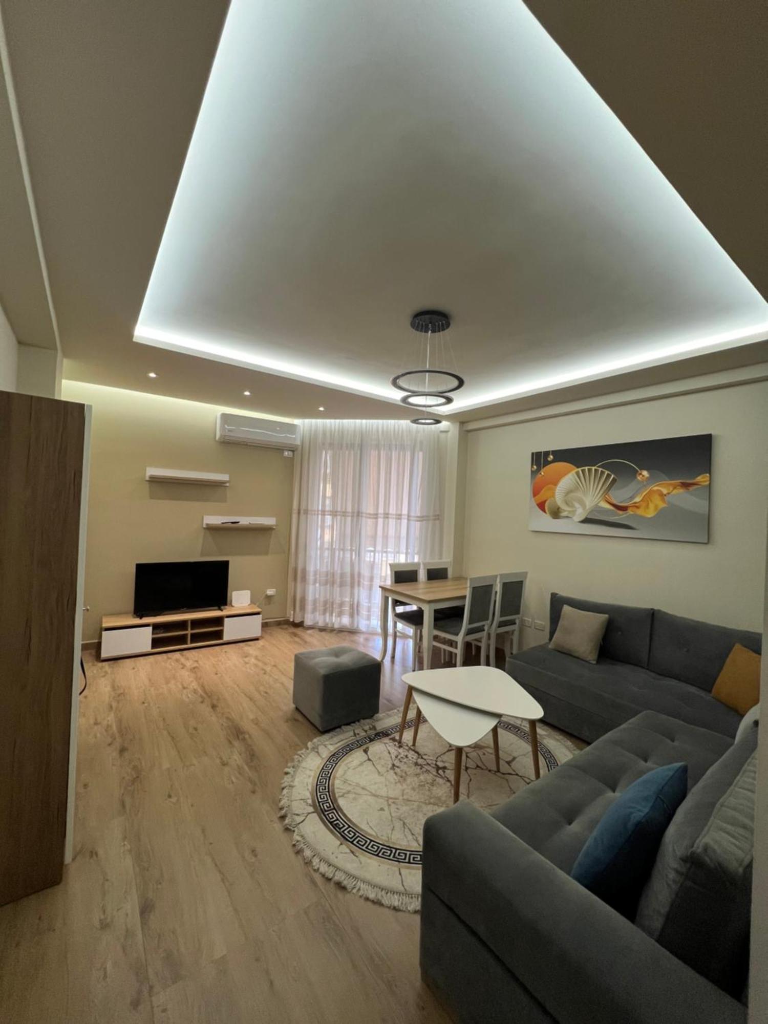Condor Center Luxury Apartment Tirana Zewnętrze zdjęcie