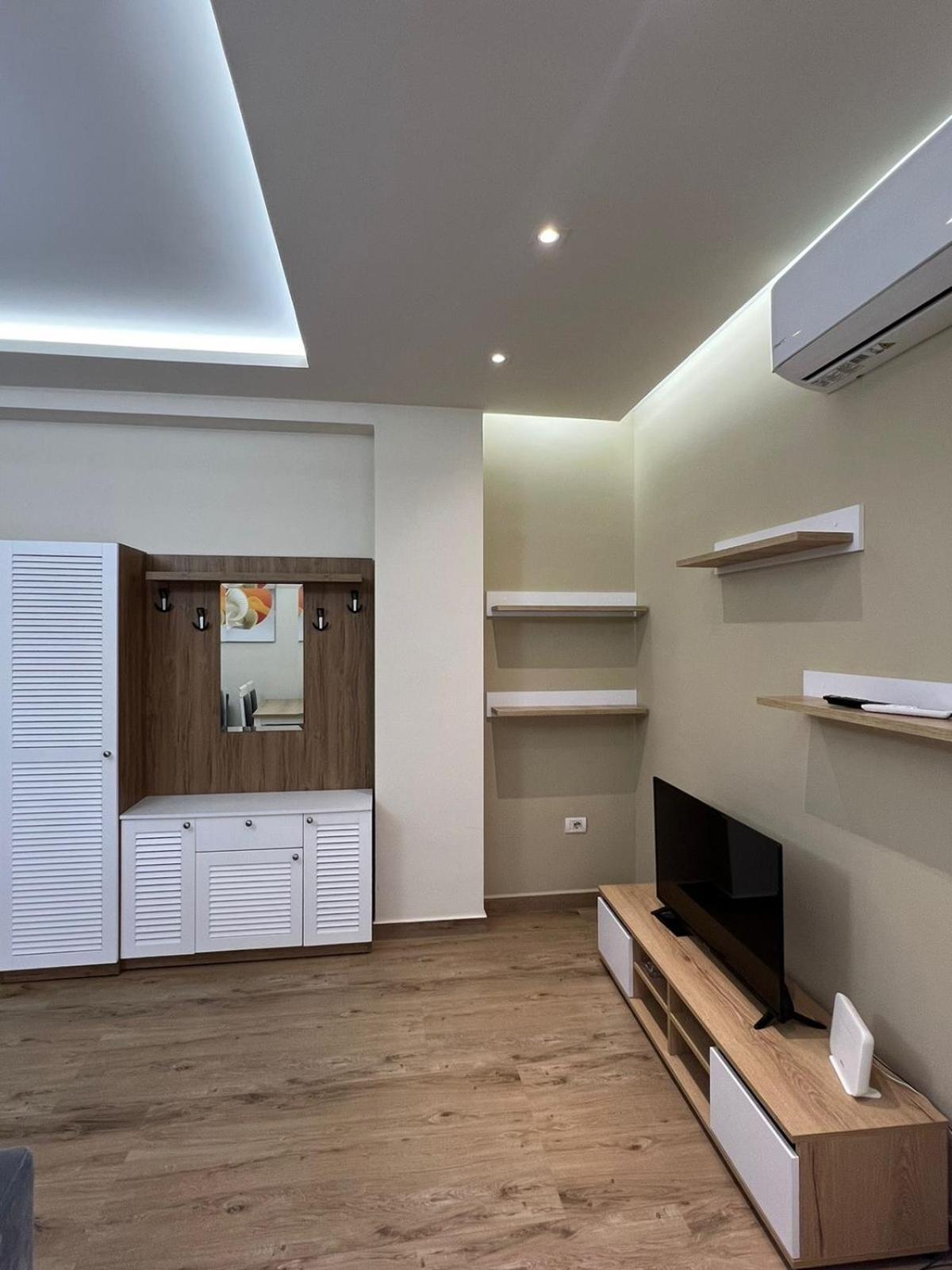 Condor Center Luxury Apartment Tirana Zewnętrze zdjęcie